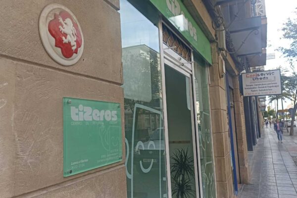 exterior2-servicios-tizeros-academia-refuerzo-escolar-ubeda